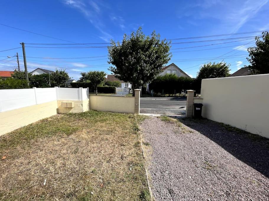 Auva - Sils Maison 48 M2 A 5 Minutes A Pied De La Plage Saint-Aubin-Sur-Mer  Εξωτερικό φωτογραφία